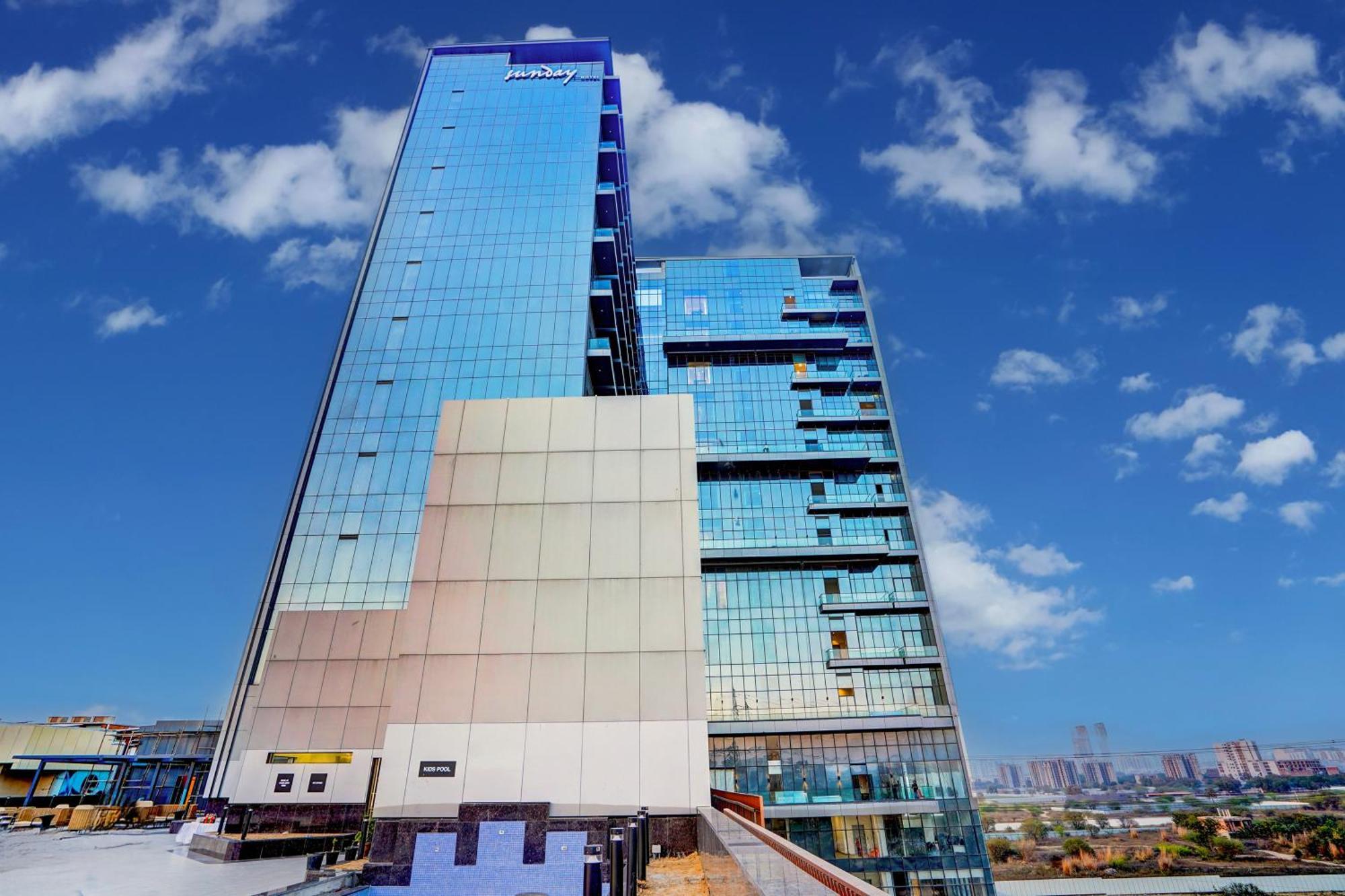 גורגאון Sunday Hotels And Residences מראה חיצוני תמונה